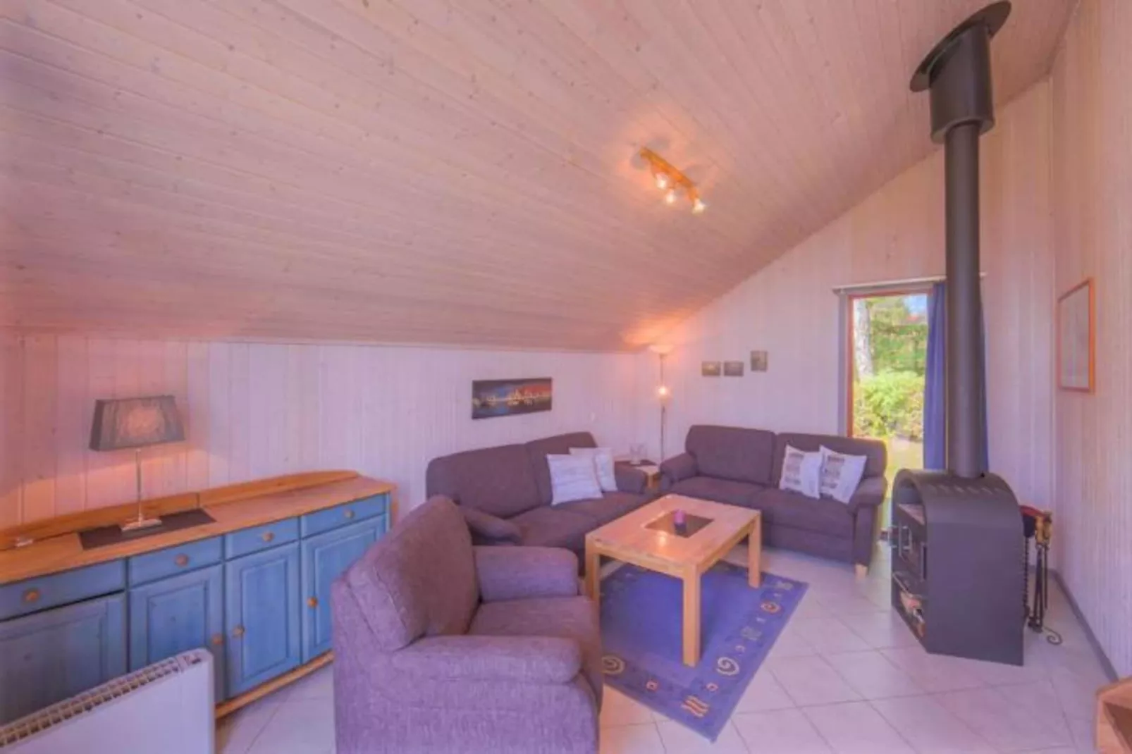 FH Wildgans Comfort mit Sauna & Kaminofen 81 qm 84-Woonkamer