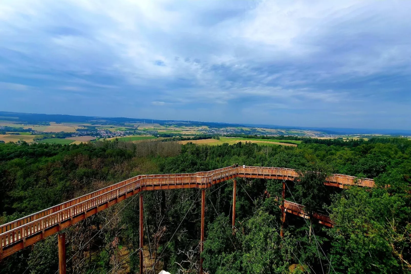 Maisonette im Taunus mit mediterrane Terrasse-Gebieden zomer 20km