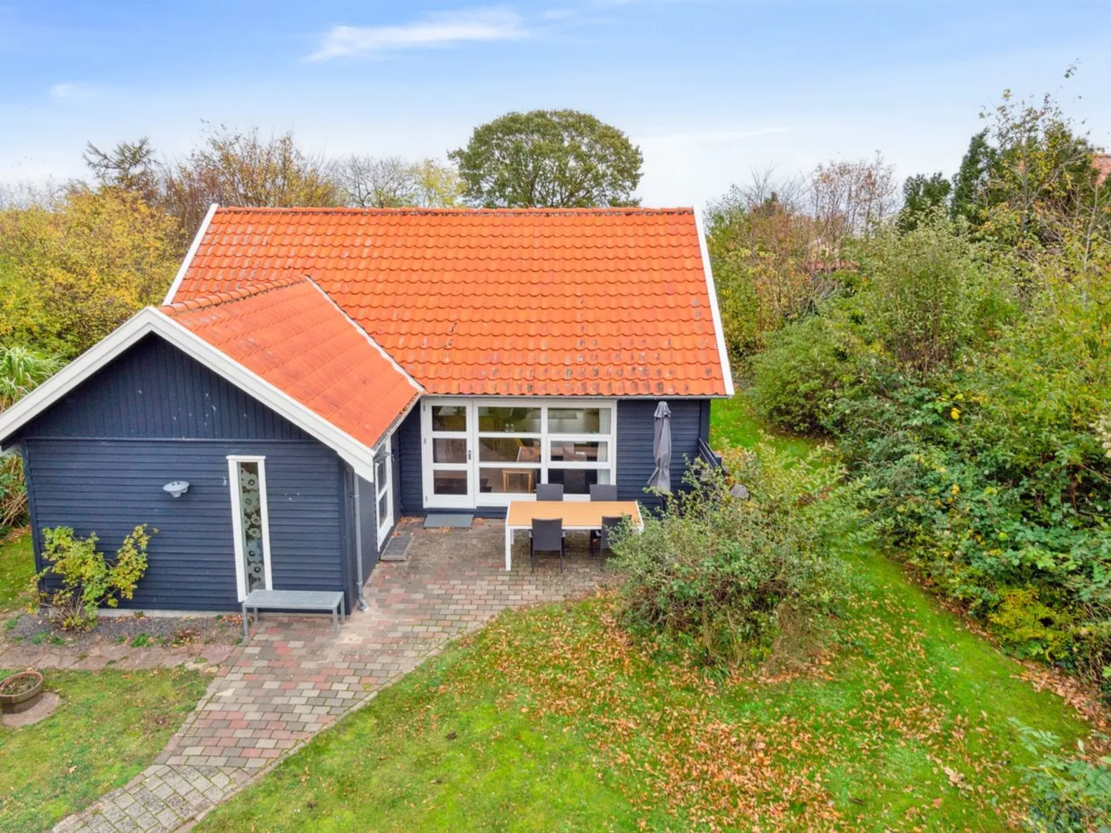 "Skyler" - 250m from the sea-Buiten