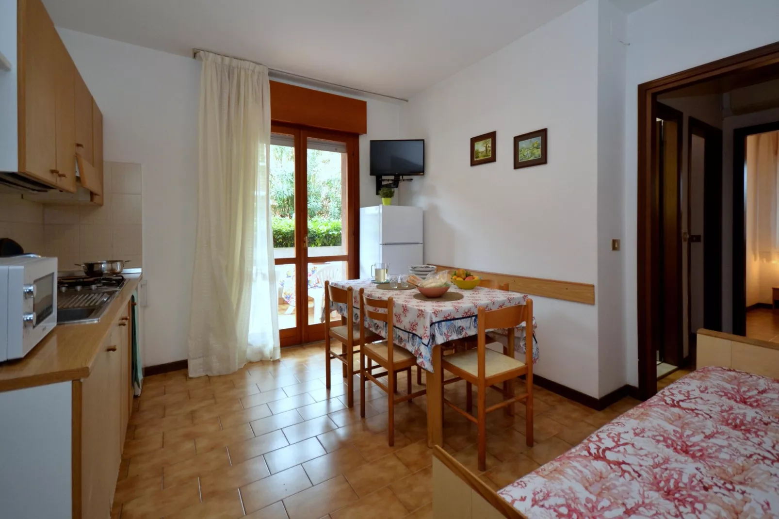 Holiday flats Condominio Orsa Maggiore Lignano Pineta-C5-Eetkamer