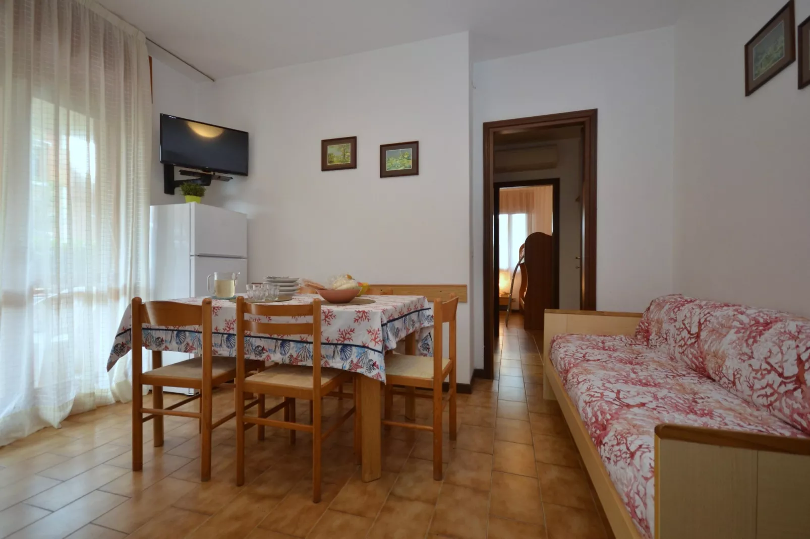 Holiday flats Condominio Orsa Maggiore Lignano Pineta-C5-Eetkamer