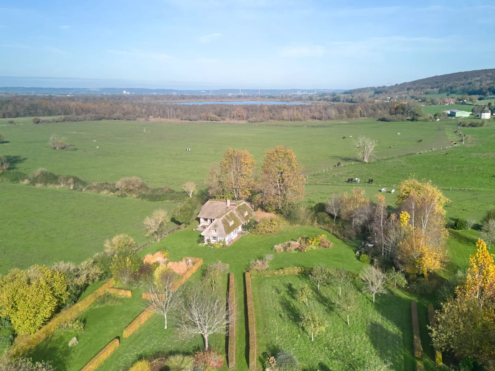 2 Chaumières normande-Buiten