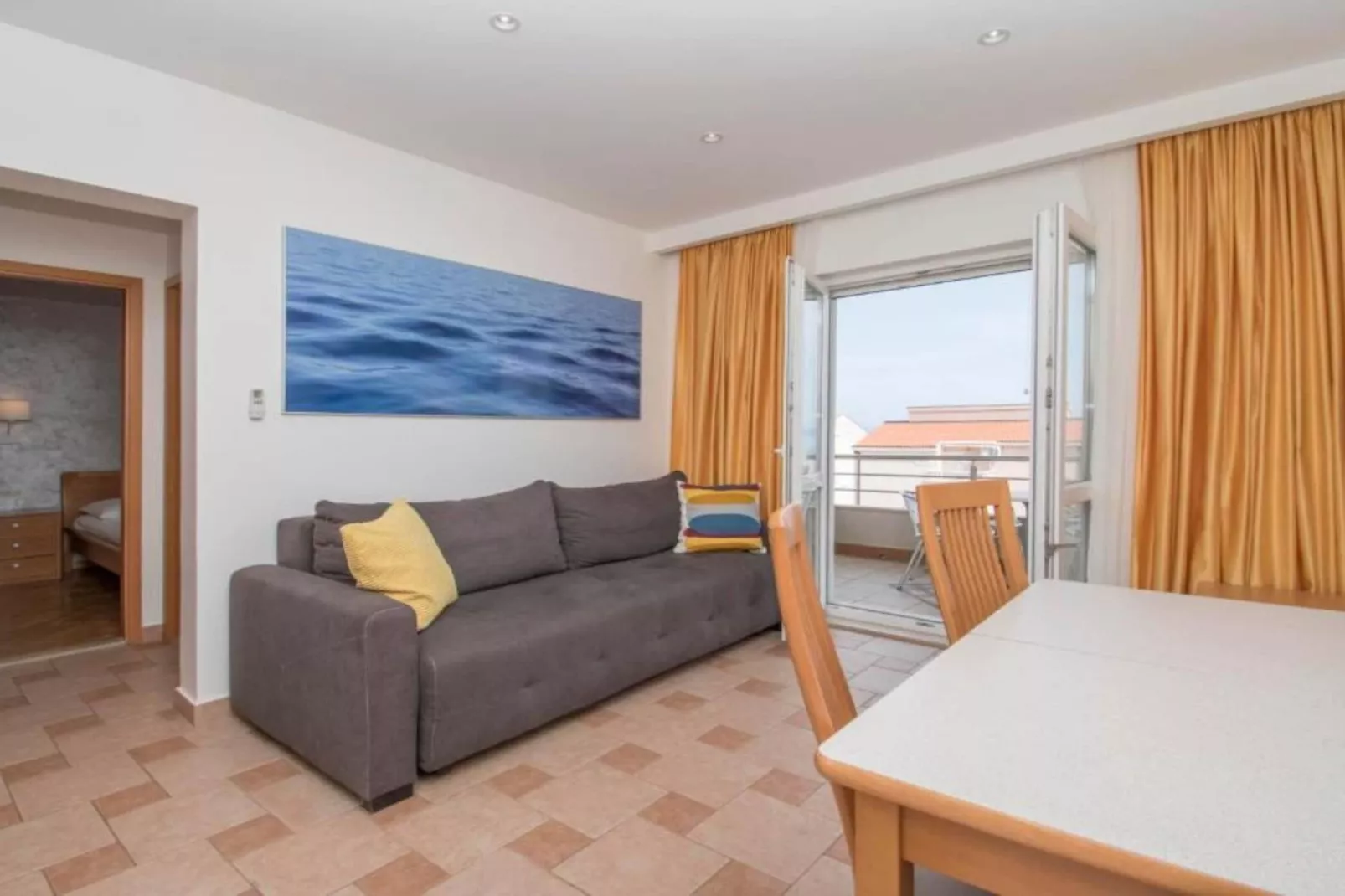 Apartments Antonio - One Bedroom Apartment with Balcony and Sea View - 3-Woonkamer