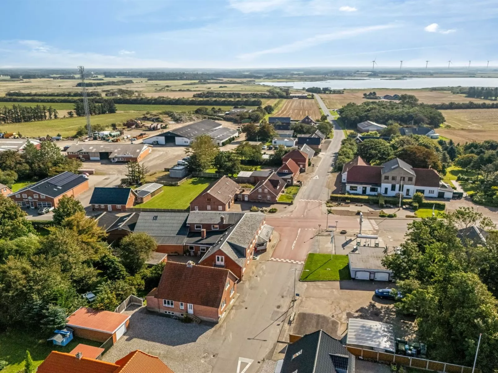 "Ancel" - 1.5km to the inlet-Buiten