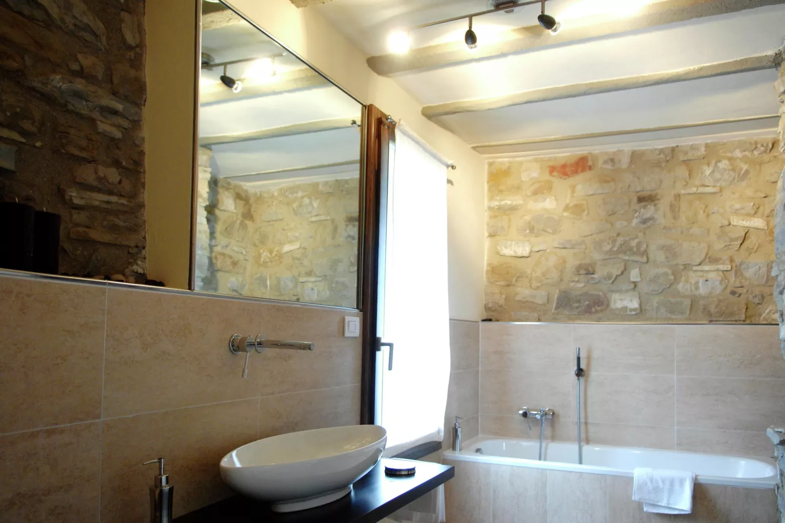 Borgo Belvedere Combi-Badkamer