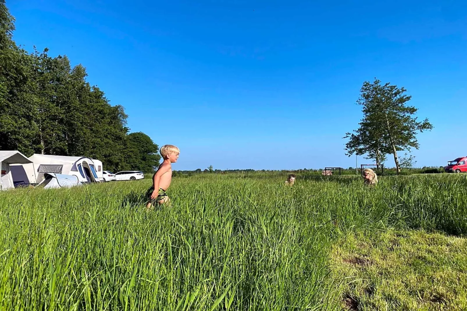 Friese Meren Villa's 21-Tuinen zomer