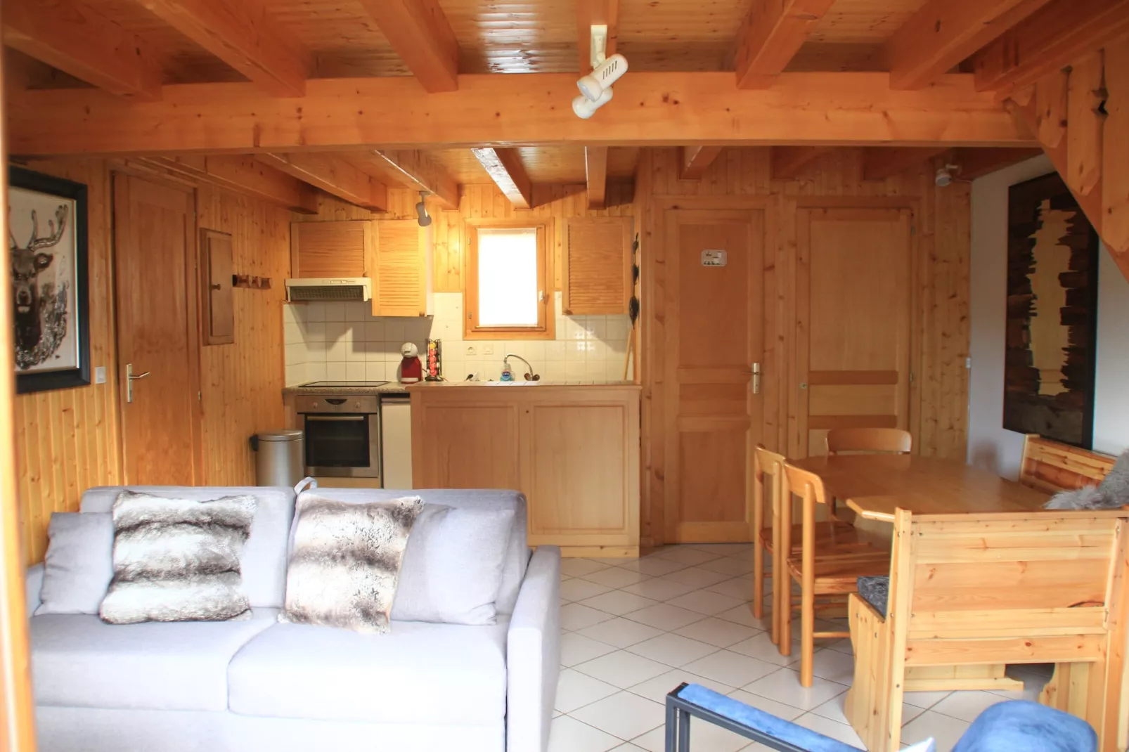 Chalet Ecureuil ECR CHARMING & NATURE 5 Pers.-Woonkamer