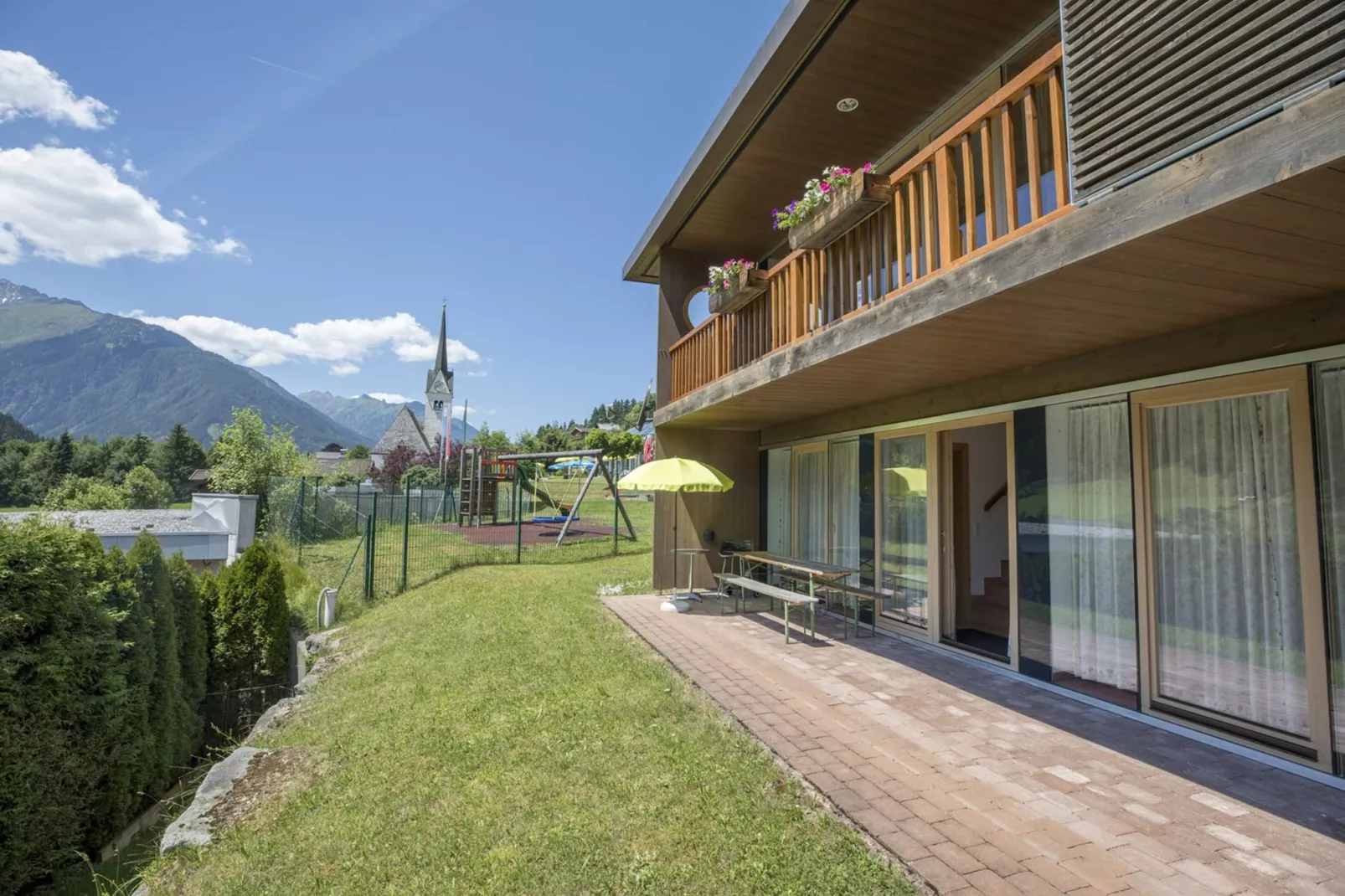 Schöneben Haus Sonneck-Buitenkant zomer