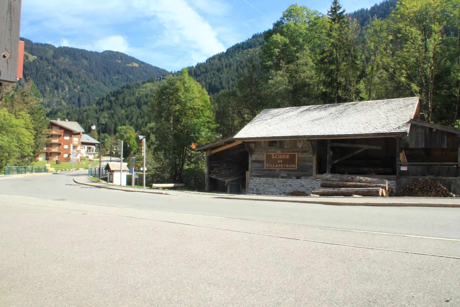 Gelinote GL3 TELECABINE & MOUNTAIN 4 Pers.-Buitenlucht