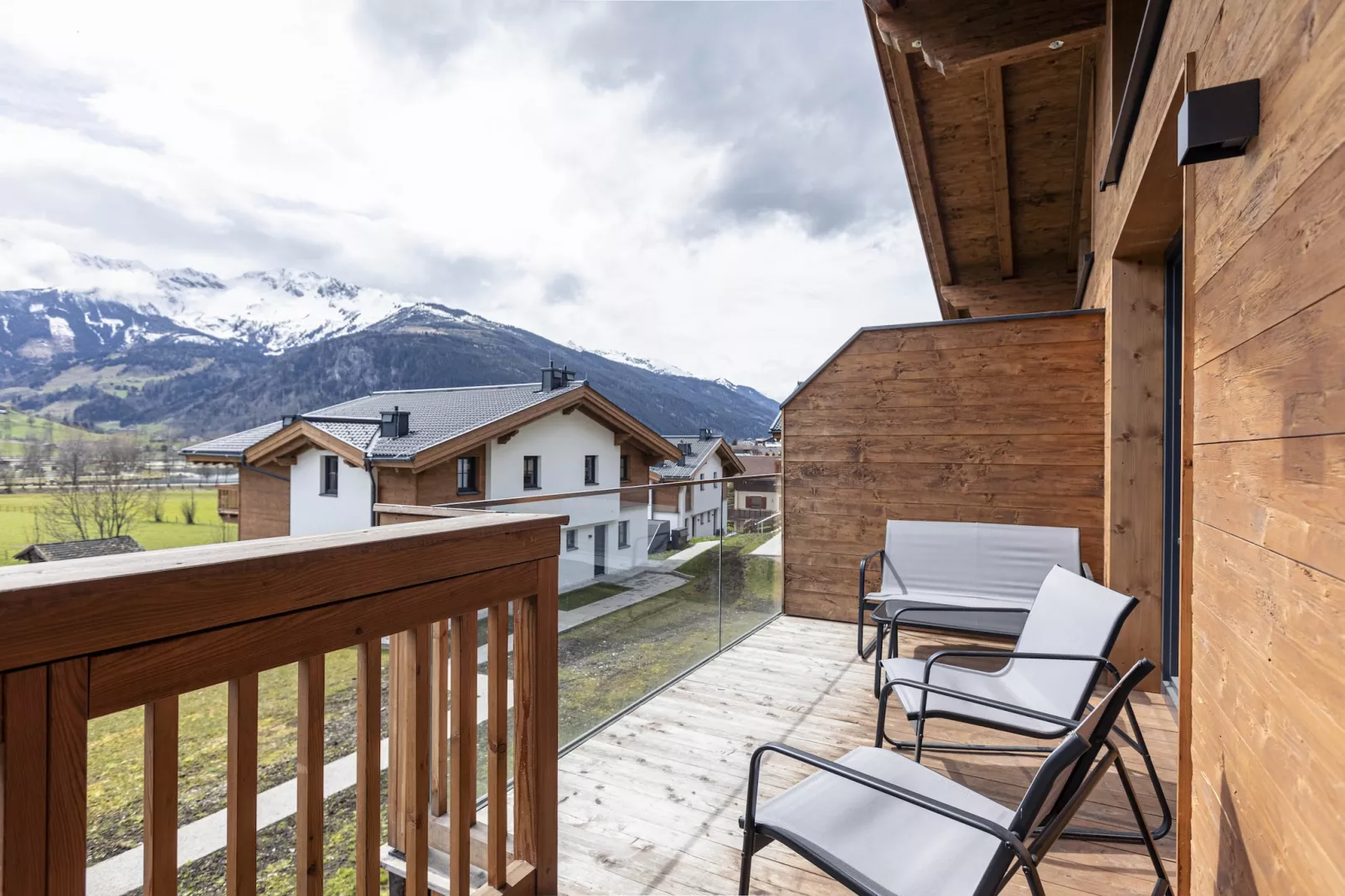 Tauernlodges Uttendorf 5B-Terrasbalkon