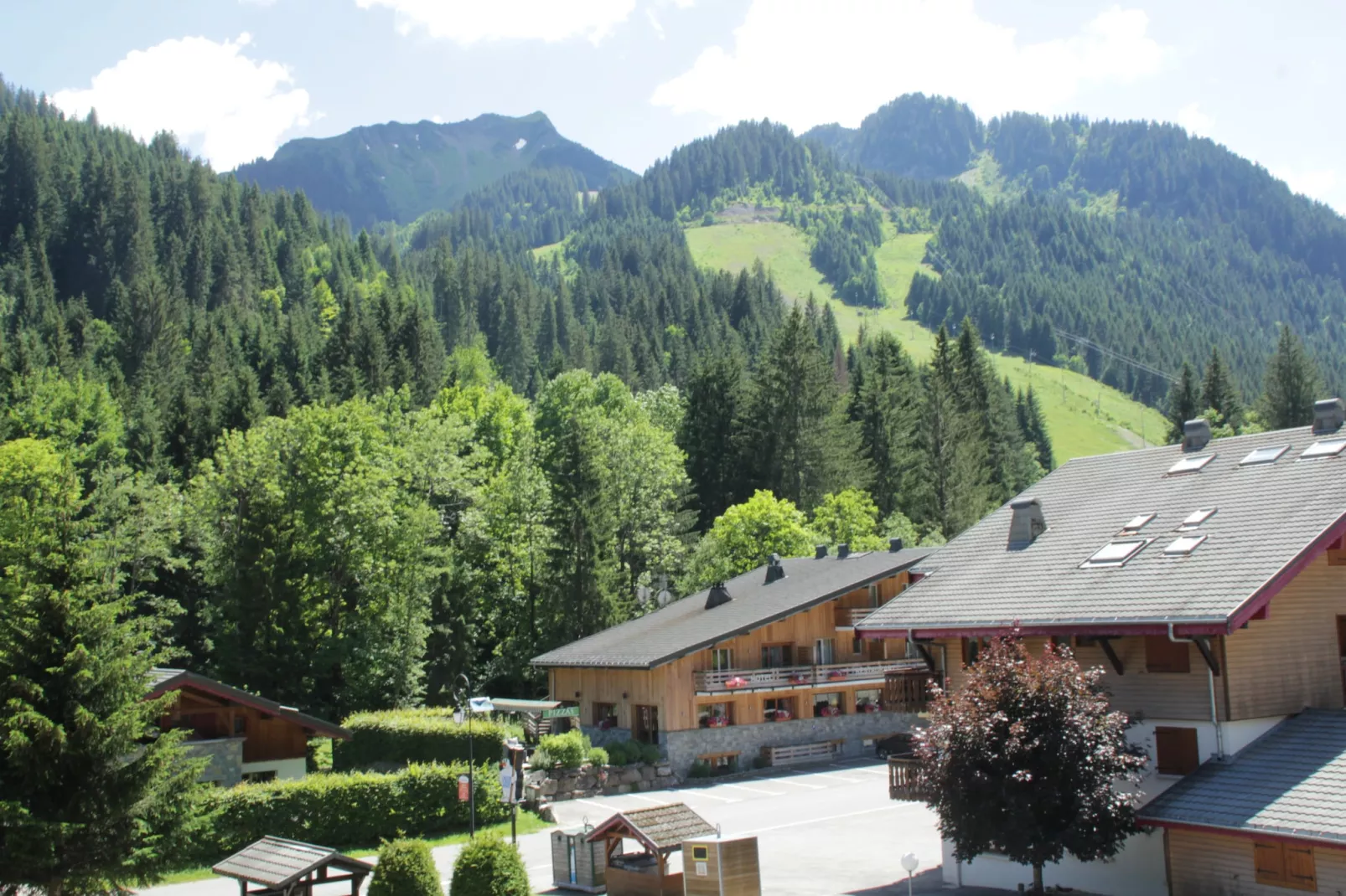 Portes Du Soleil PSB204 TELECABINE & MOUNTAIN 4 pe-Buitenlucht