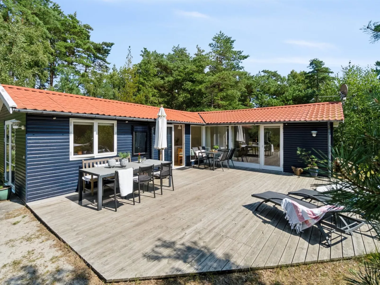 "Sylvie" - 400m from the sea-Buiten