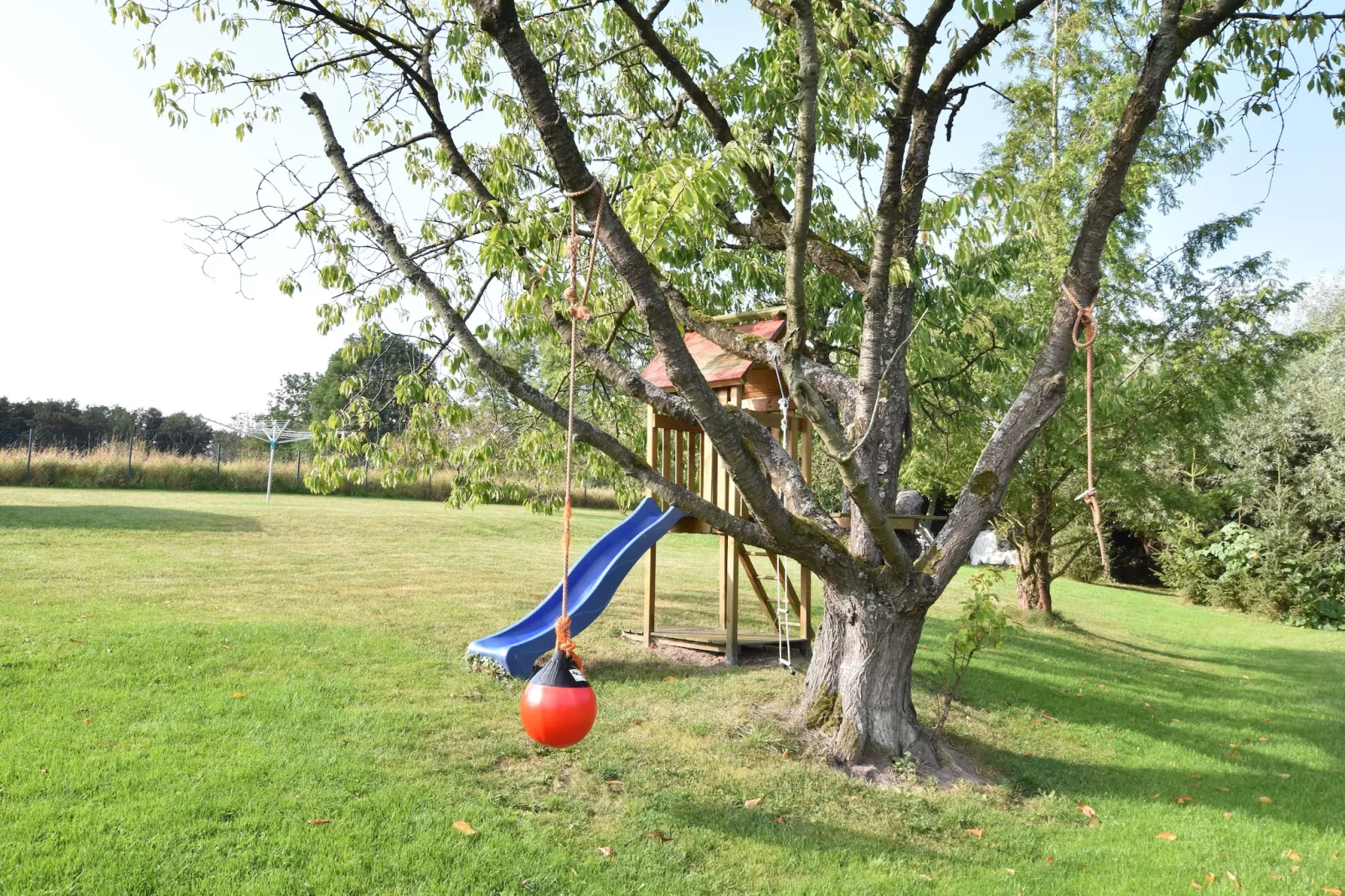 Platz im Grünen 3-Sfeer