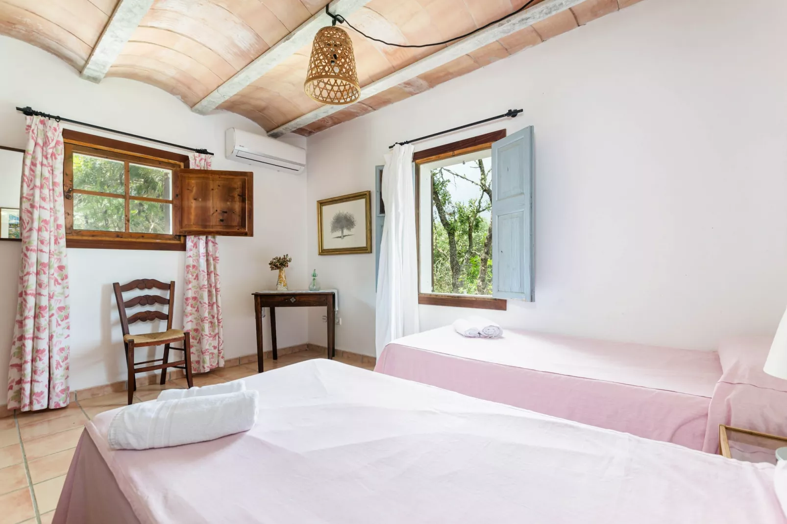 YourHouse Finca Es Galliner-Slaapkamer