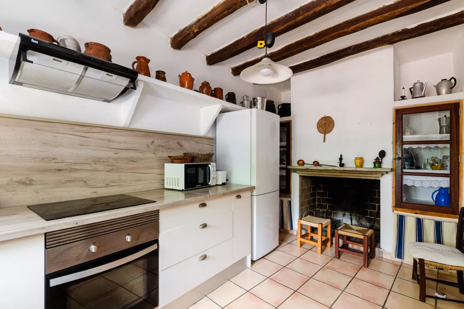 YourHouse Finca Es Galliner-Keuken