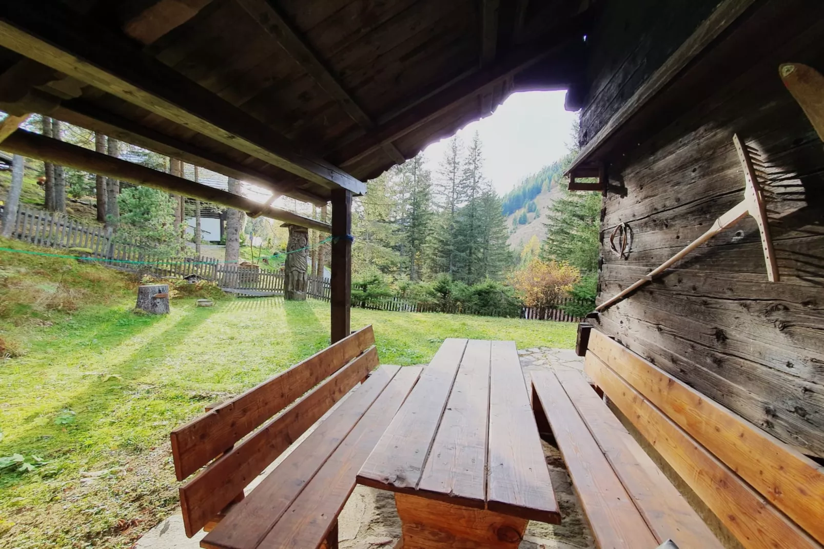 Chalet Hüttentraum-Tuinen zomer