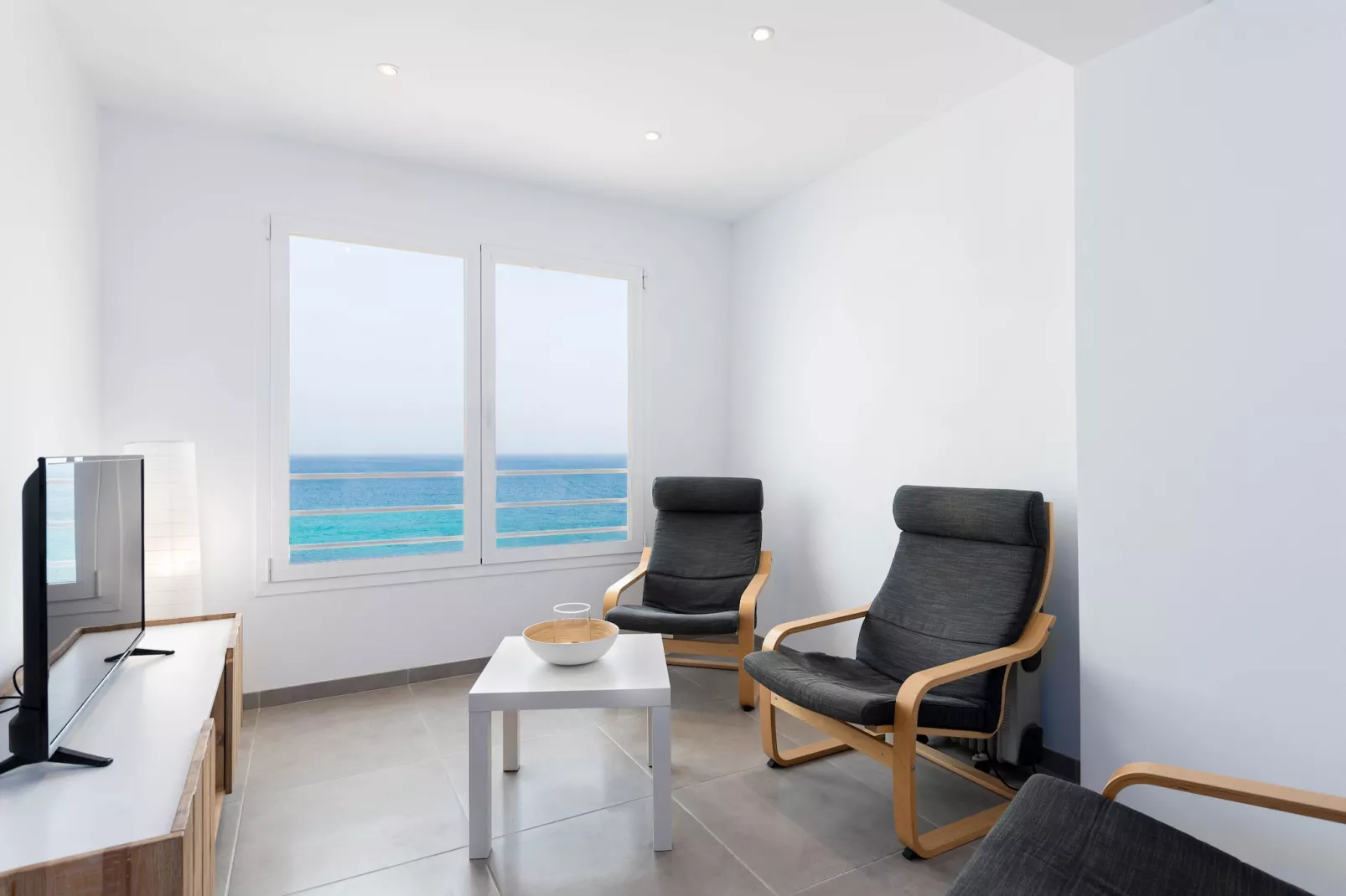 YourHouse Monges apartamento vistas al mar-Woonkamer