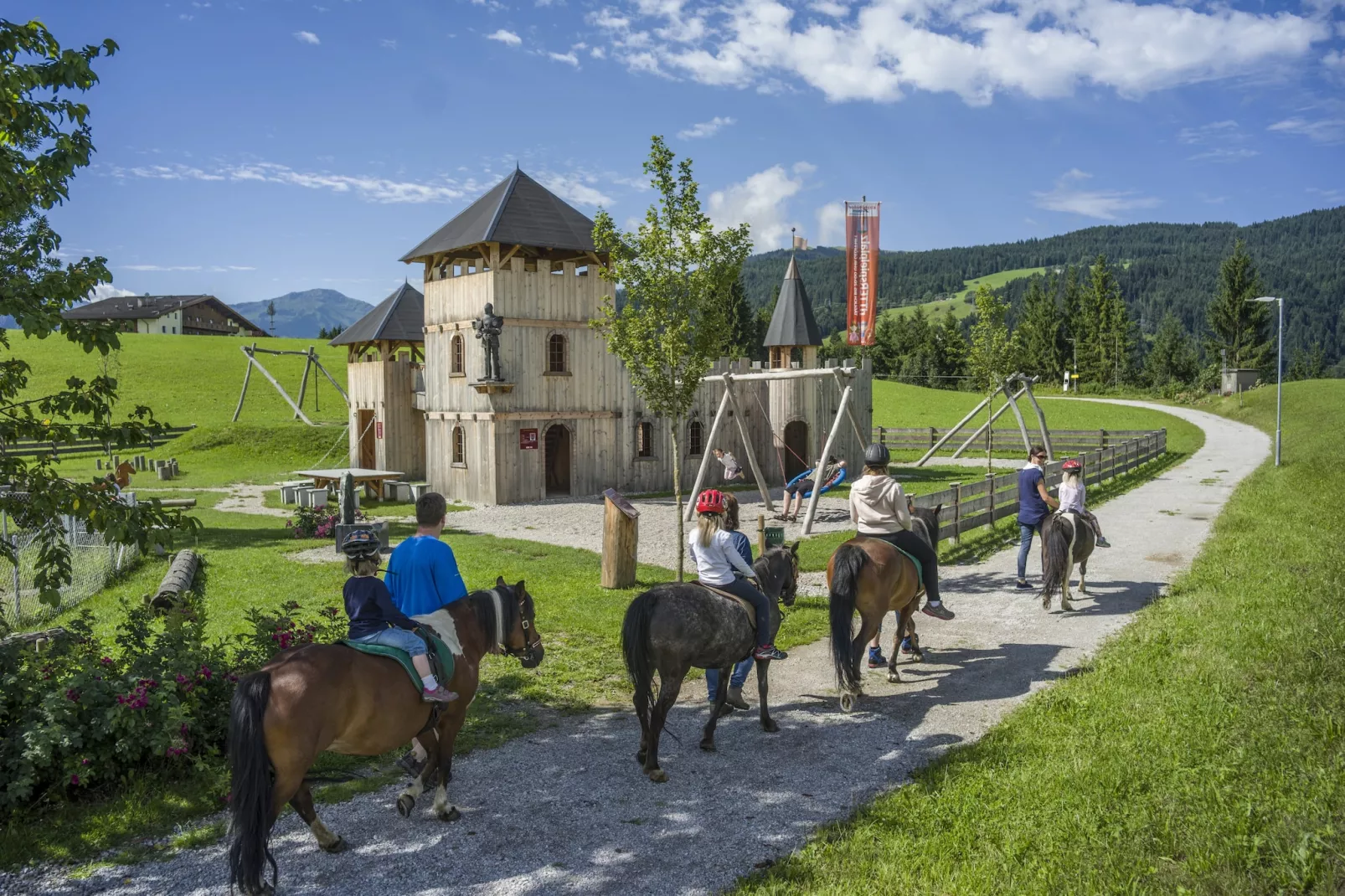 Brixental Suites 3-Buitenlucht