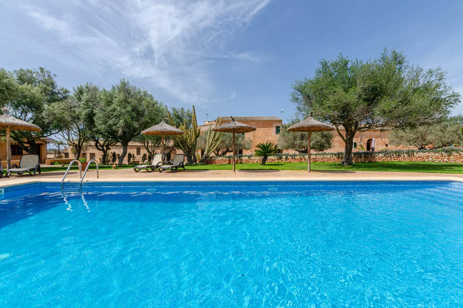 YourHouse Son Sala Terrat Apartment in Agroturismo-Zwembad