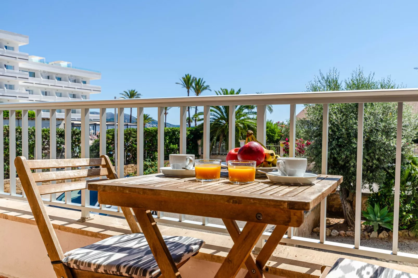 YourHouse Reganyol-Terrasbalkon