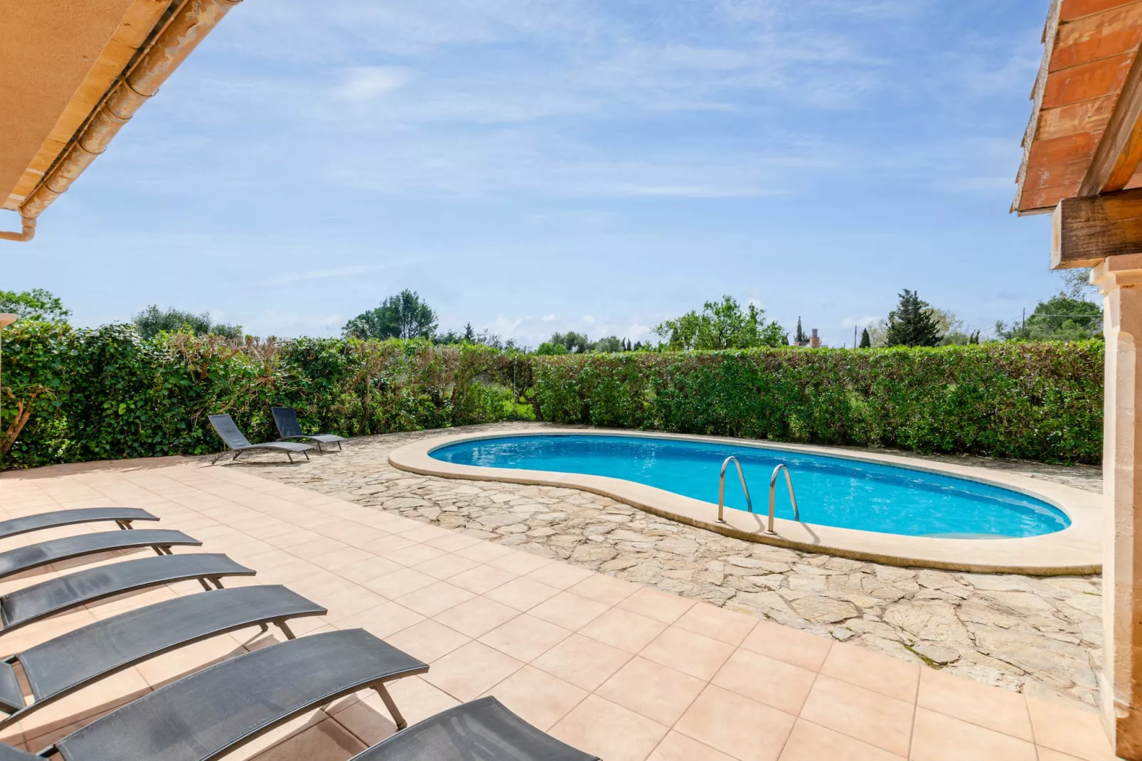 Finca en Pollença con piscina y barbacoa, Escandeu-Zwembad