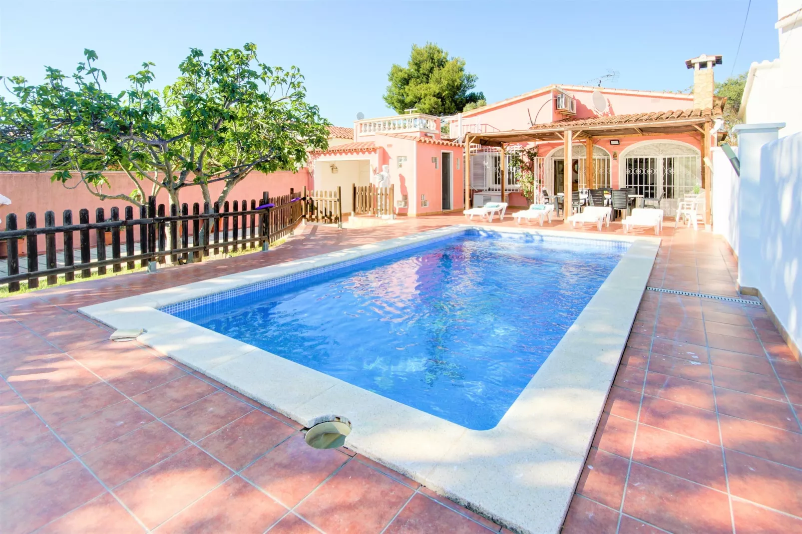 VILLA REQUESENS 139 B Empuriabrava