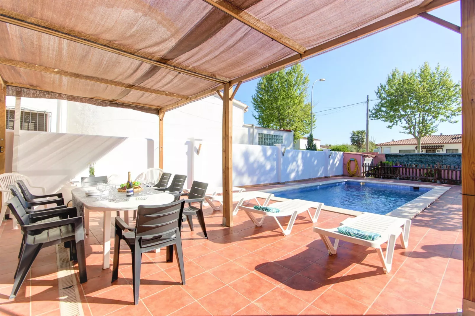 VILLA REQUESENS 139 B Empuriabrava-Terrasbalkon