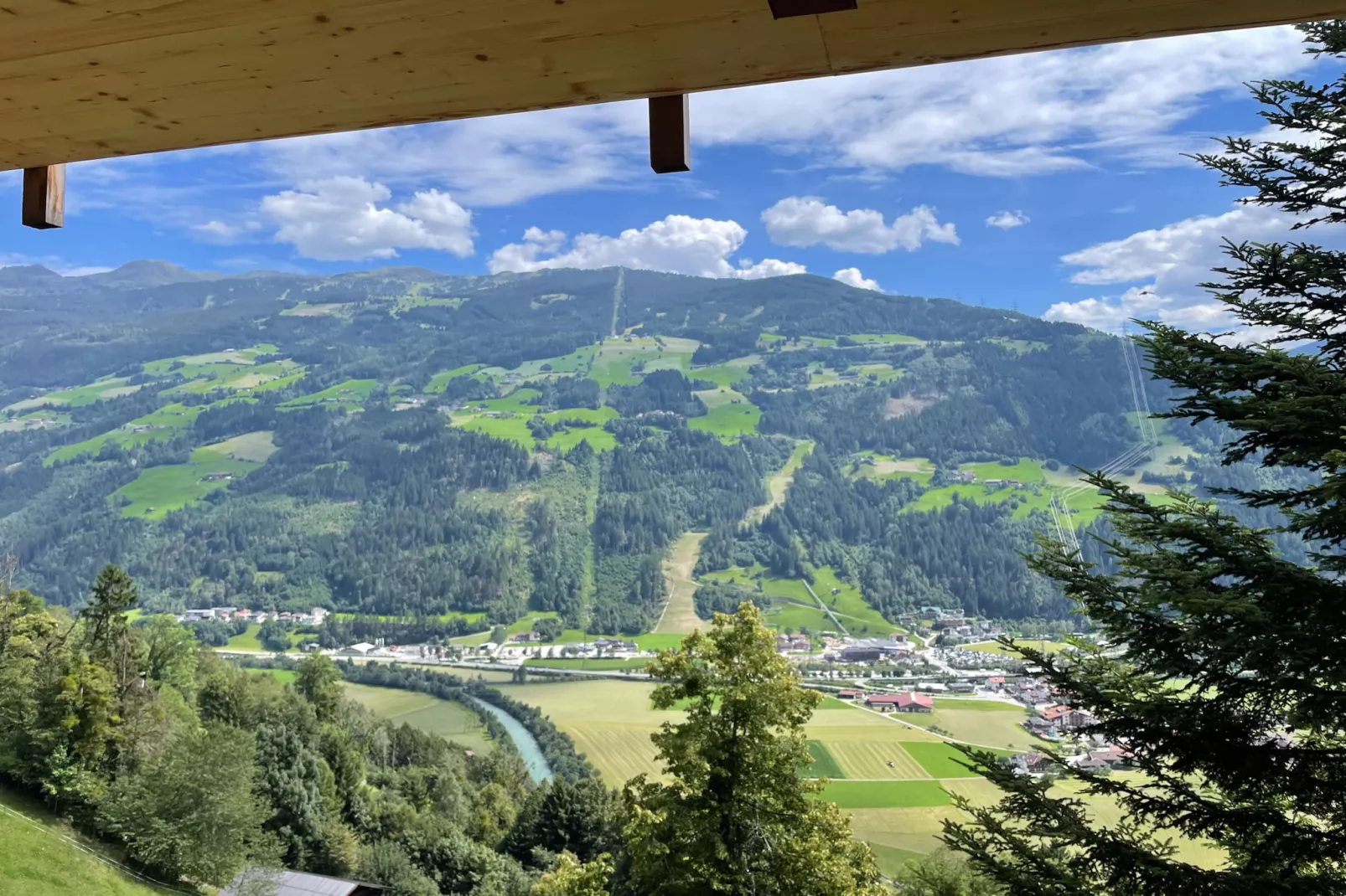 Gruppenhaus zur schönsten Aussicht-Image-tags.