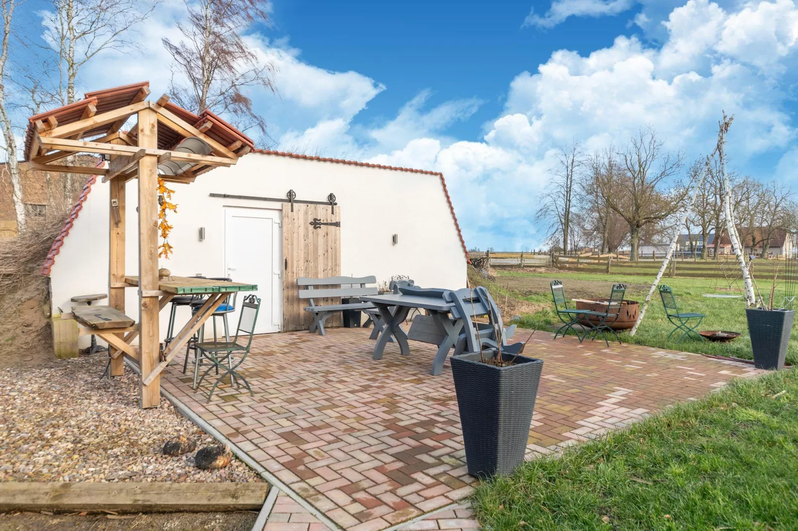 Ferienhaus am Peenebach in Klein Bünzow-Terrasbalkon