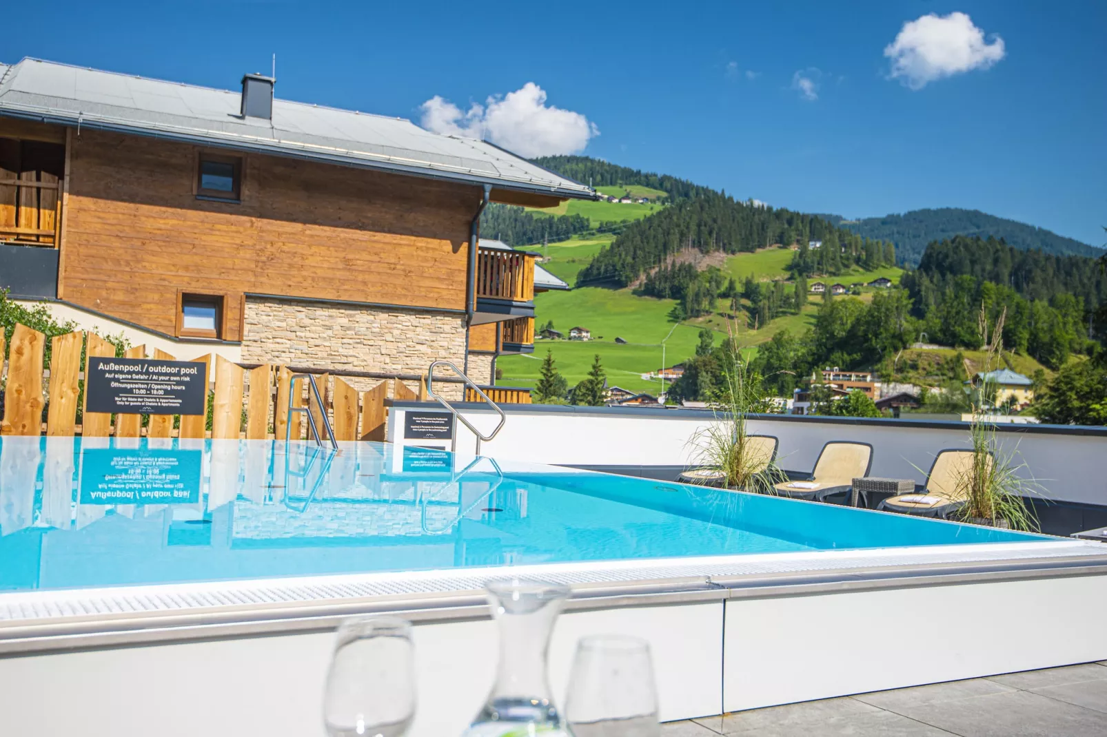 Premium Chalet-Buitenkant zomer