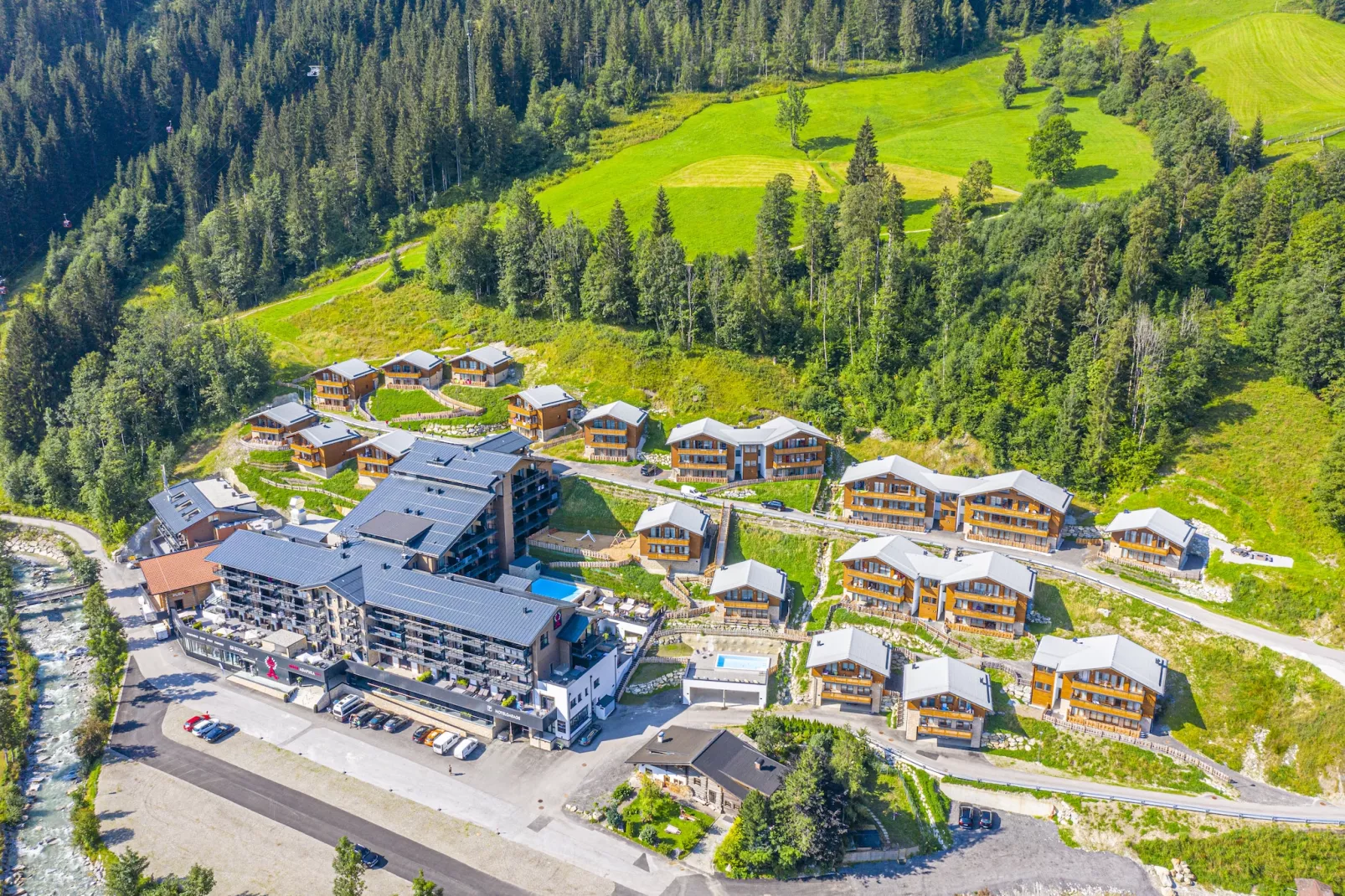 GA2C Alpenleben Apartments-Buitenkant zomer