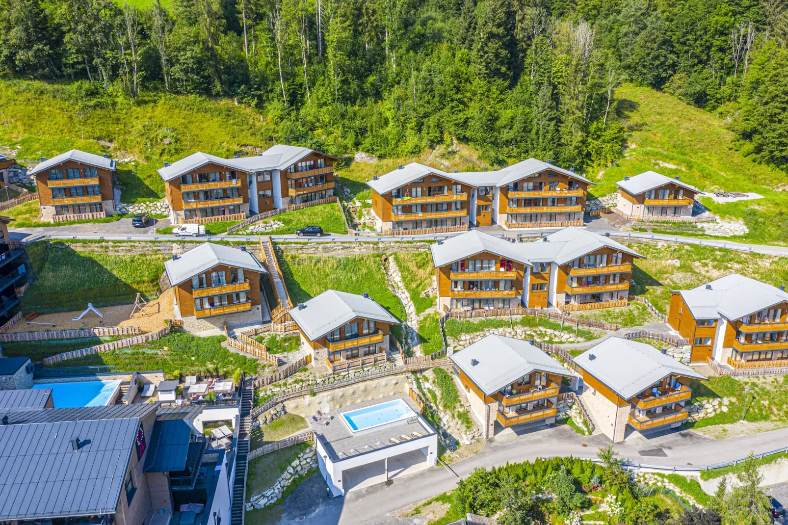 GA3C Alpenleben Apartments-Buitenkant zomer