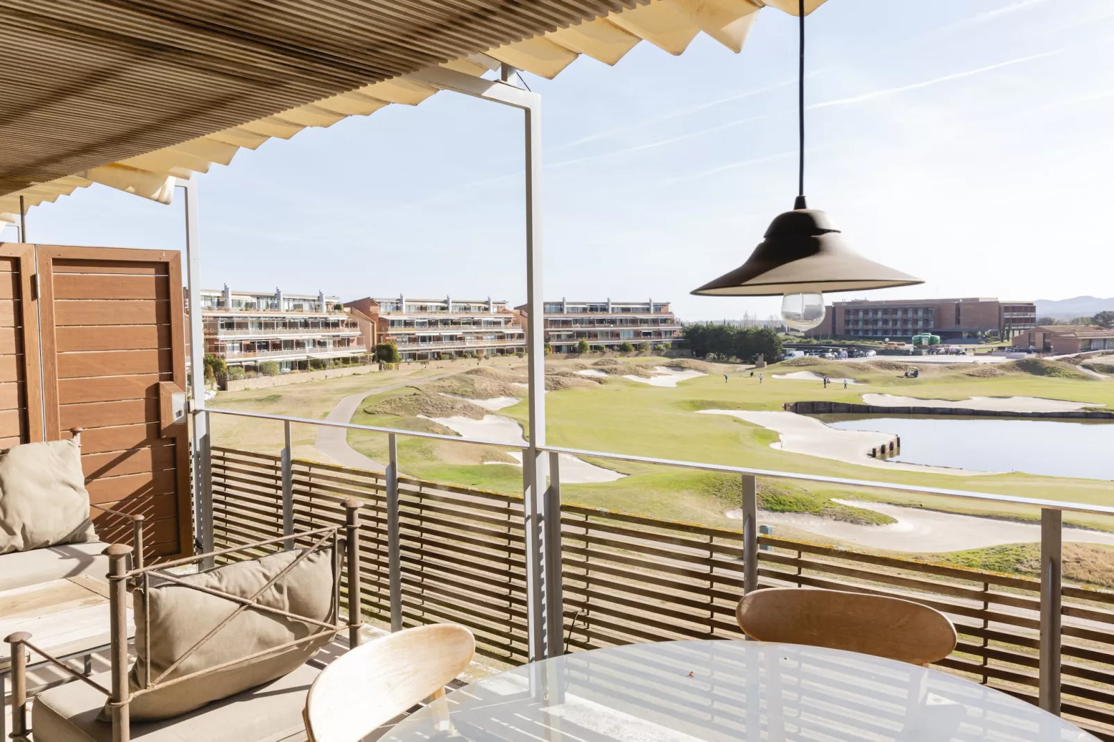 RESID.GOLF 30 2-1-Terrasbalkon