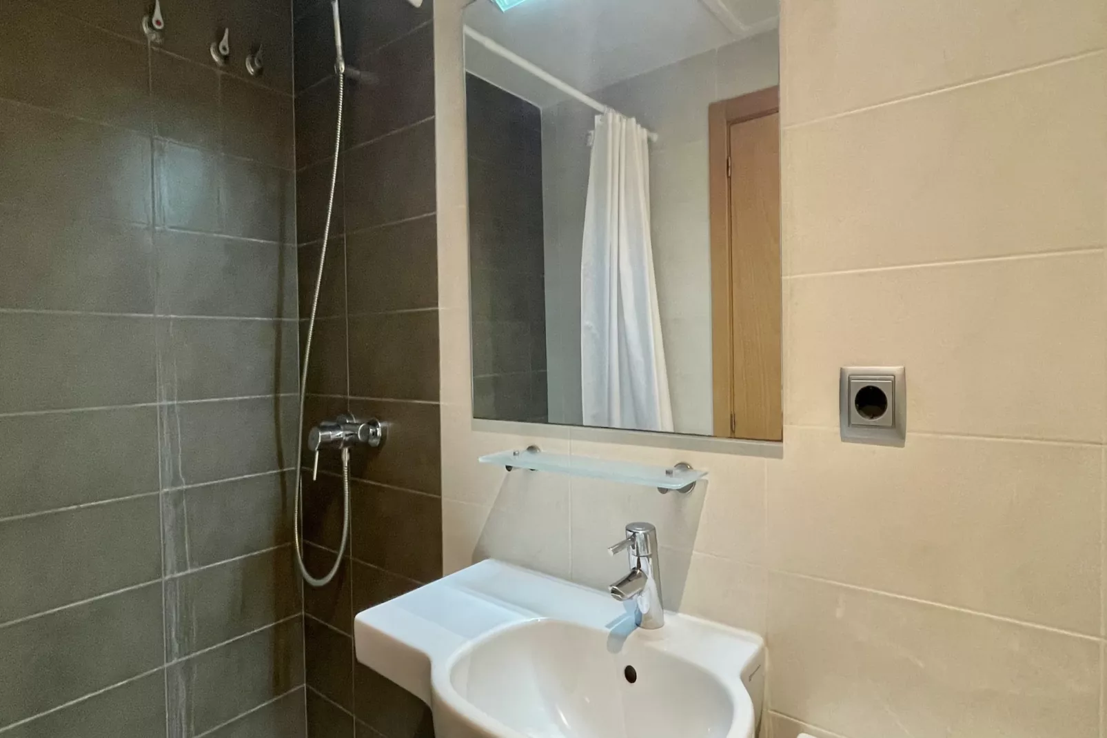 DARSENA B 1-2 - 2102-Badkamer