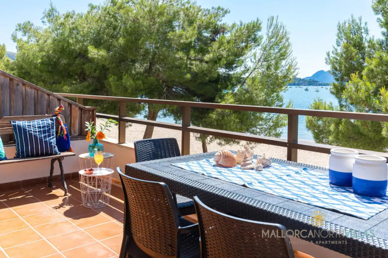 Apartamento Voramar I : Primera Línea en Pine Walk-Terrasbalkon