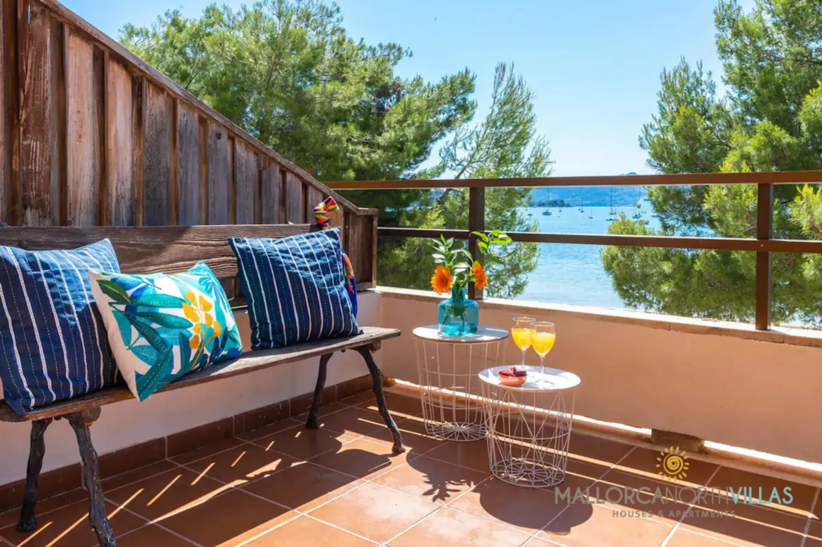 Apartamento Voramar I : Primera Línea en Pine Walk-Terrasbalkon