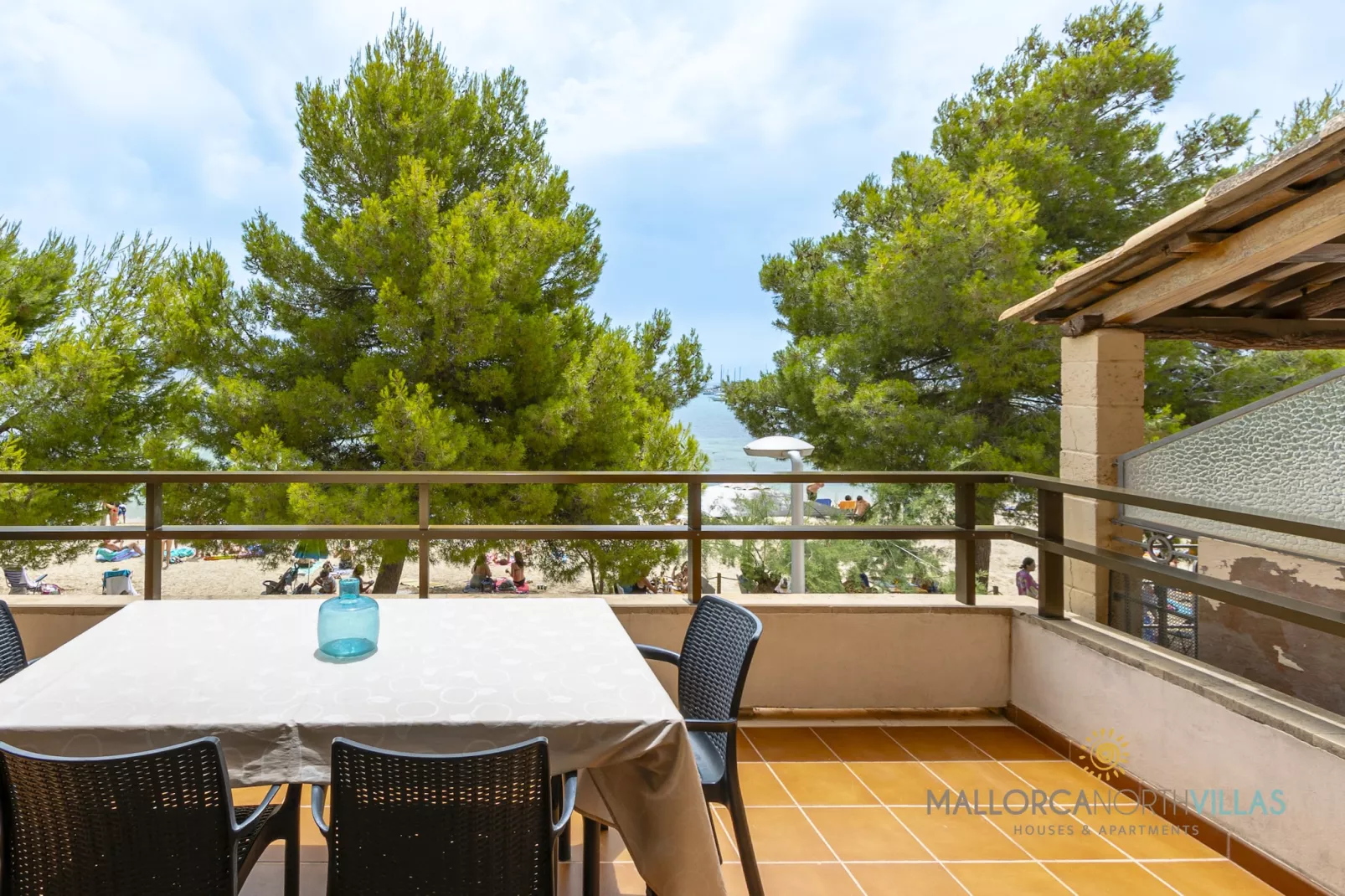 Apartamento Voramar I : Primera Línea en Pine Walk-Terrasbalkon