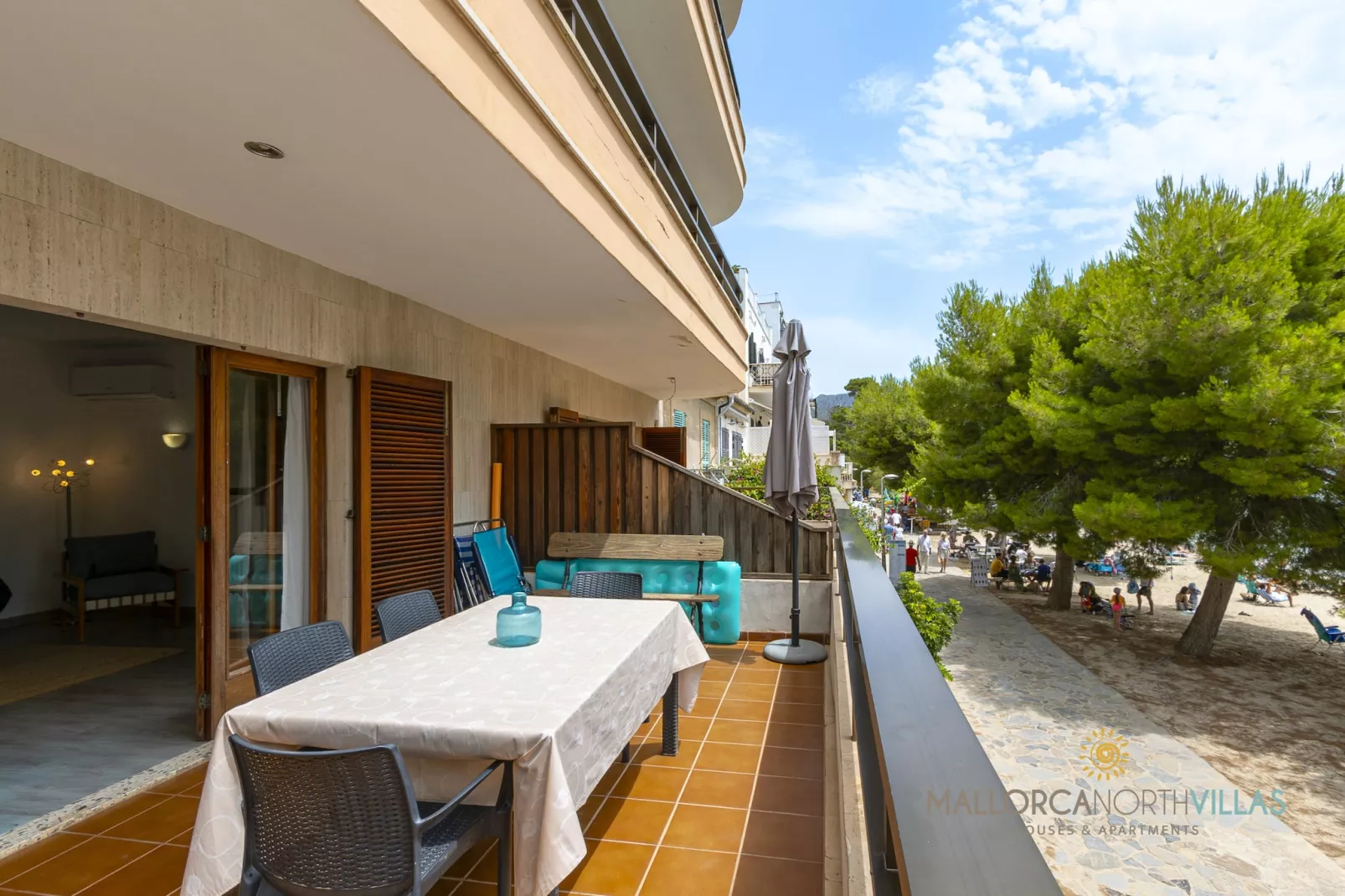 Apartamento Voramar I : Primera Línea en Pine Walk-Terrasbalkon