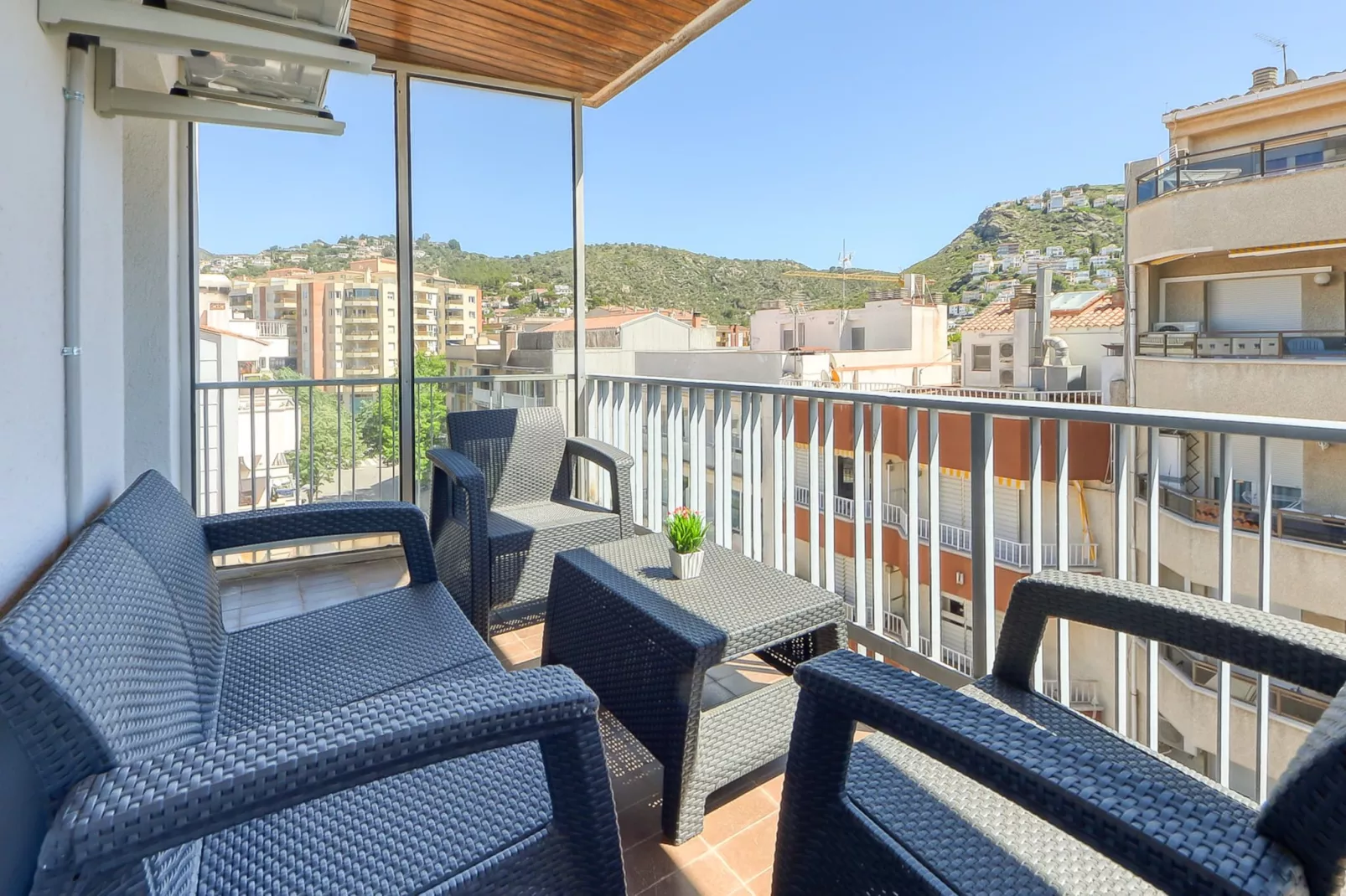 Av De Rhode 229 Roses-Terrasbalkon