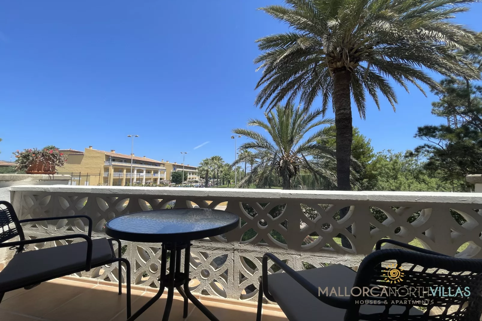 Casa del Sol: Lovely spacious family apartment-Terrasbalkon