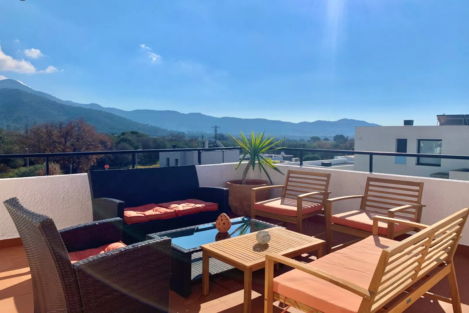 VILLA BAGES 5 Roses-Terrasbalkon