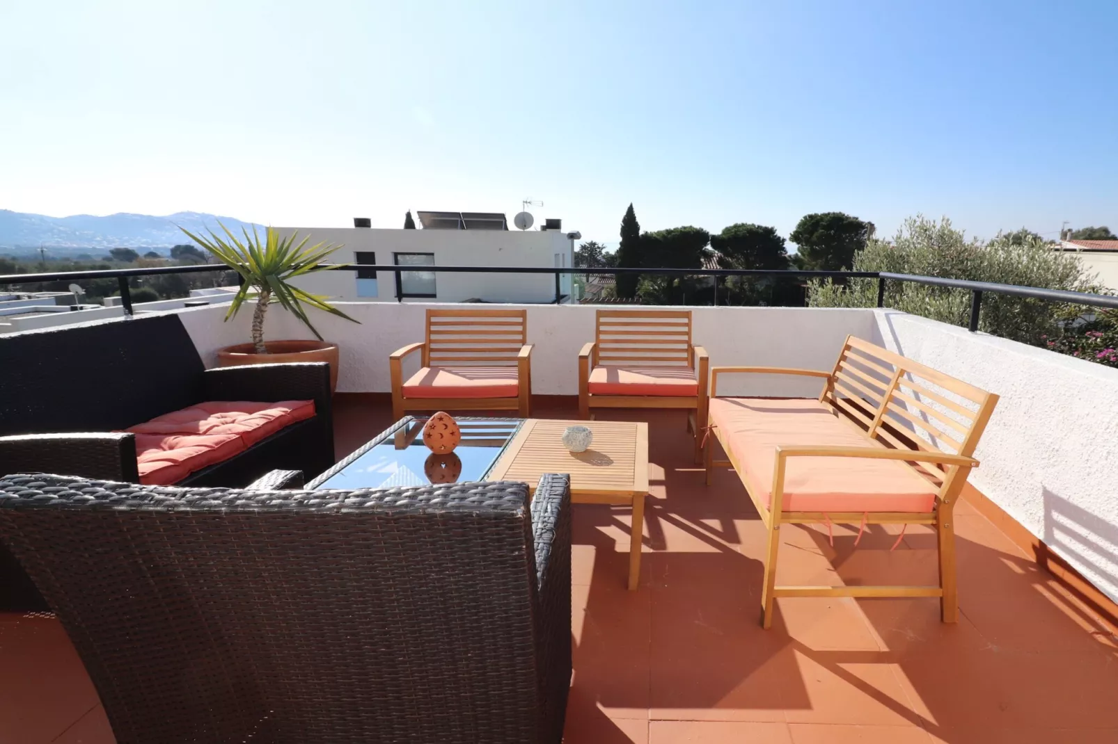 VILLA BAGES 5 Roses-Terrasbalkon