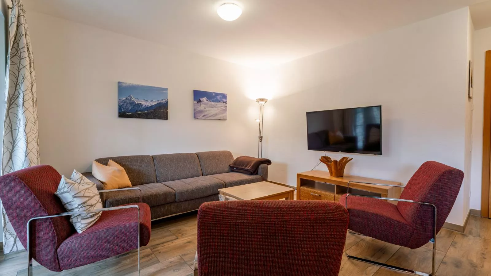 Tauern Suites Mitterwirt TOP 204-Woonkamer