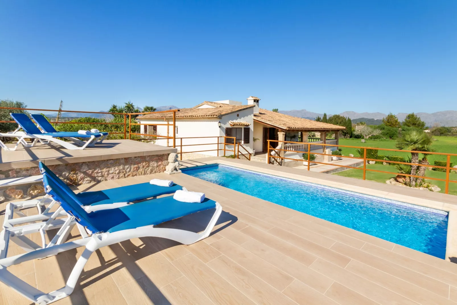 Villa Can Soler ideal para familias en Alcúdia-Zwembad