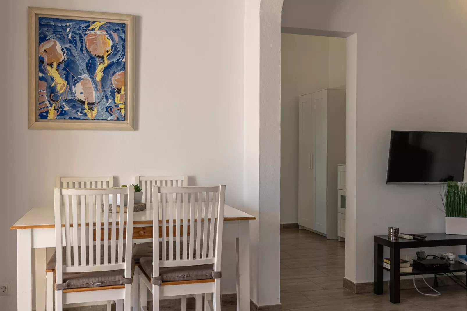 VILLA LES OLIVERES PETITES DE UN DORMITORIO-Eetkamer