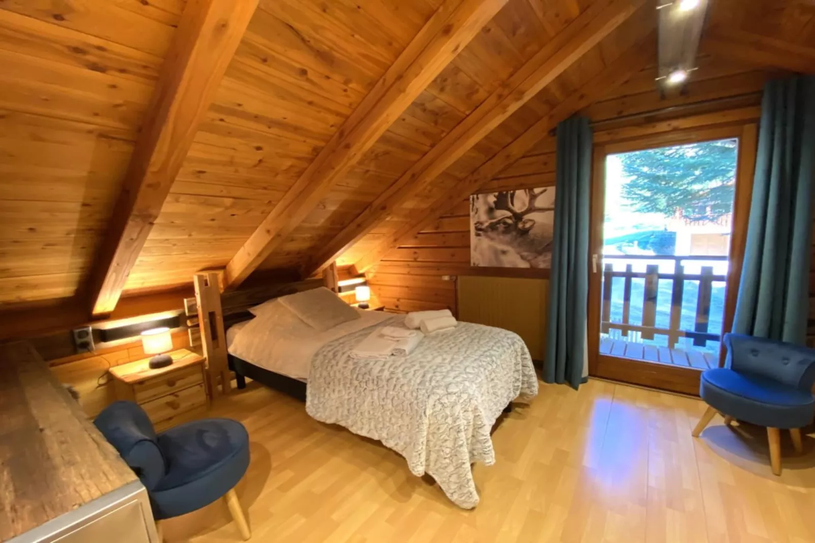 LE RENNE  Chalet en bois au calme avec SPA Jacuzzi-Slaapkamer