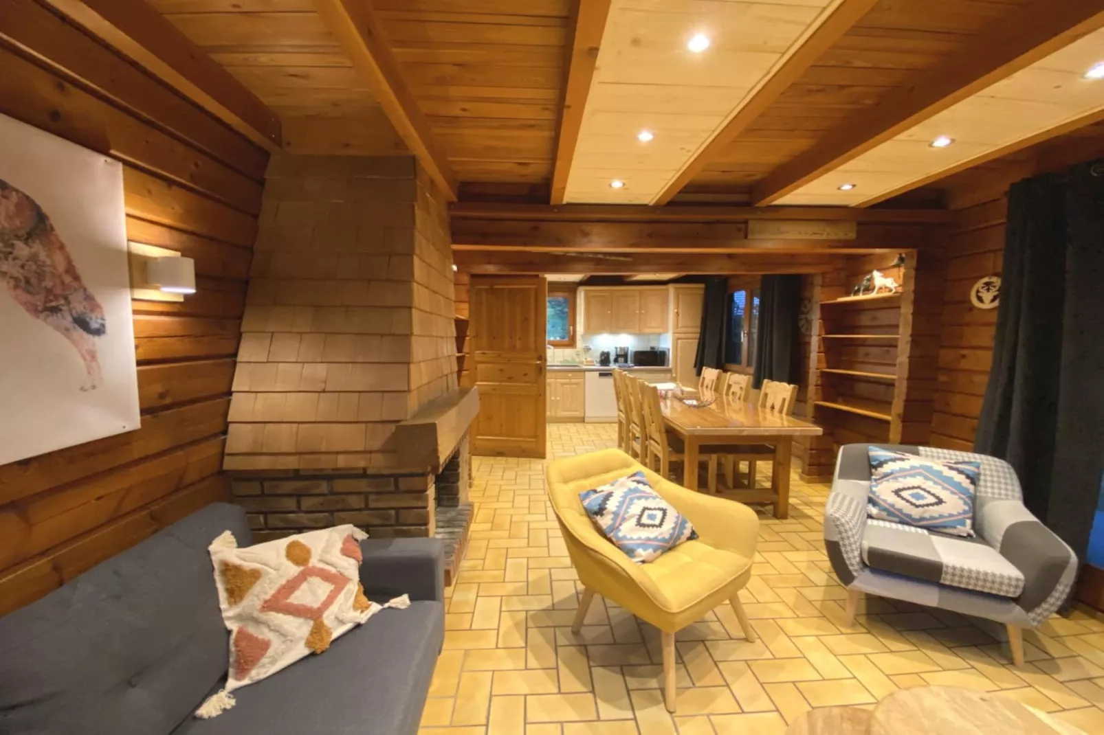 LE GRIZZLY Chalet en bois au calme-Woonkamer