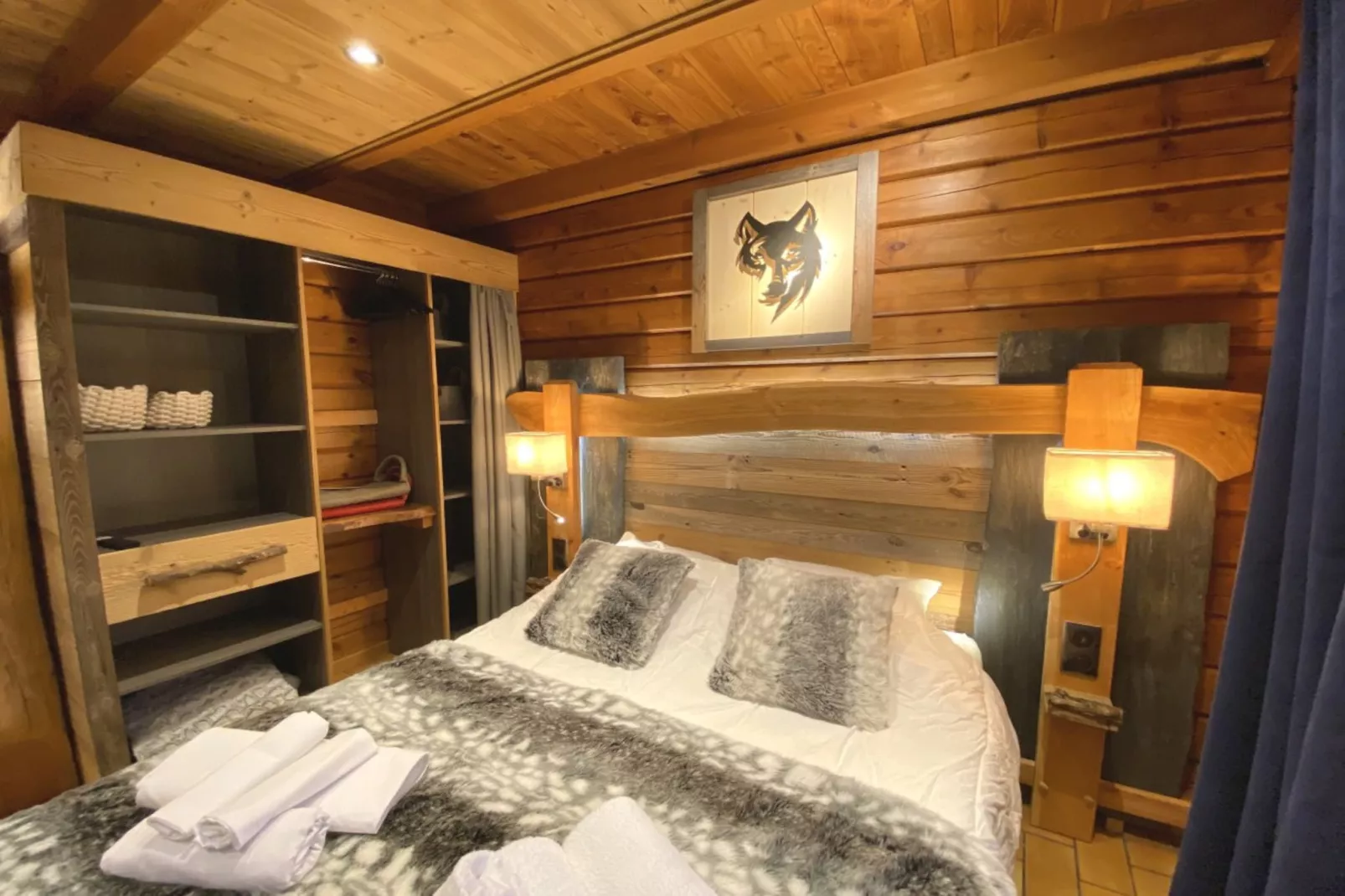 LE GRIZZLY Chalet en bois au calme-Slaapkamer