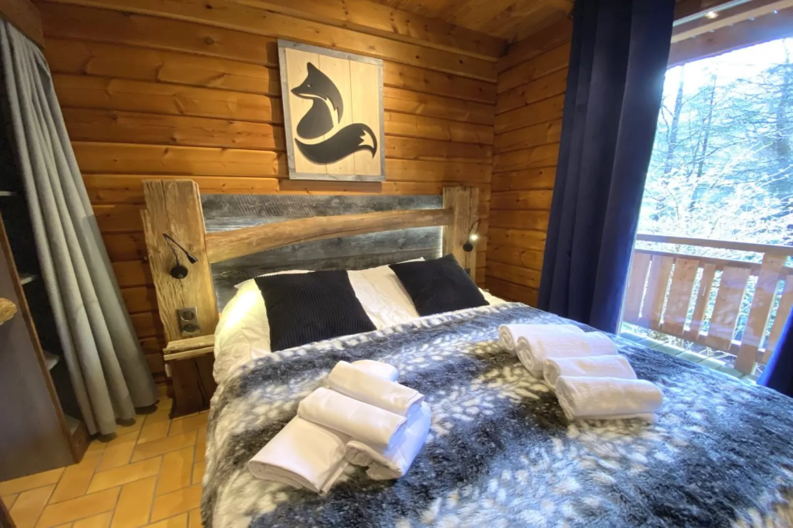 LE RENARD  Chalet en bois au calme-Slaapkamer