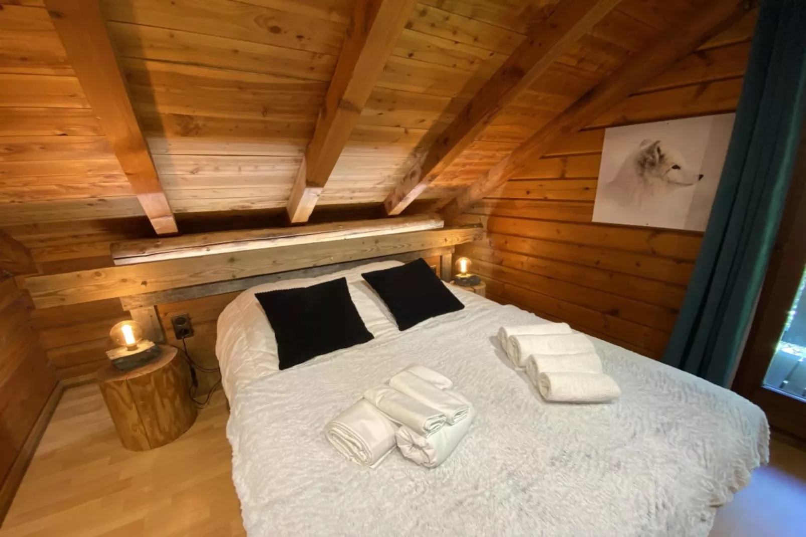 LE RENARD  Chalet en bois au calme-Slaapkamer